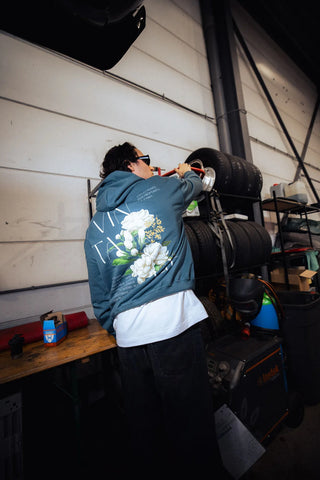 LEGACY - Vintage Hoodie