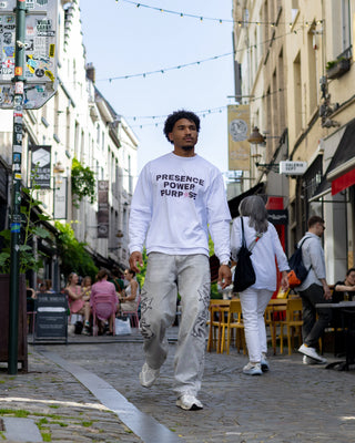 CROWN - Aura Tee / White